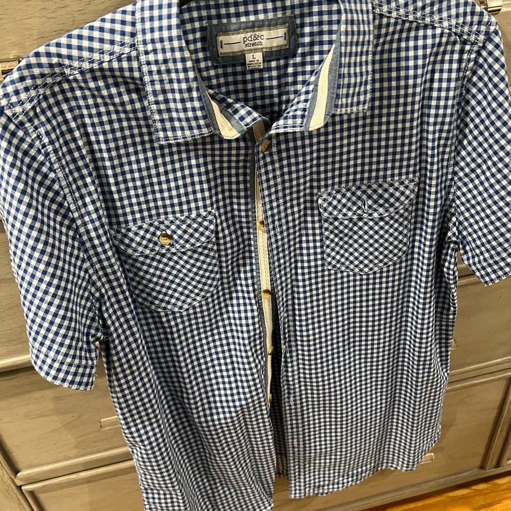 Nice short sleeve shirt